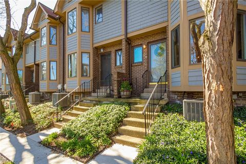 Condo For Sale - 397 Alexander Street #UN17<br/> Monroe County, Rochester, NY 14607
