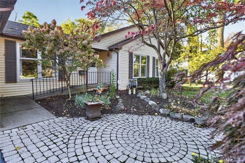 Tiny photo for 1009 Heritage Park Drive, Webster, NY 14580 (MLS # R1724323)