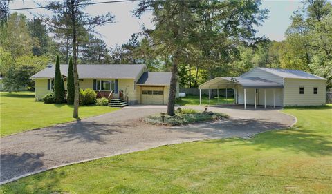 Photo of 356 County Highway 47, Oneonta, NY 13820 (MLS # R1560656)