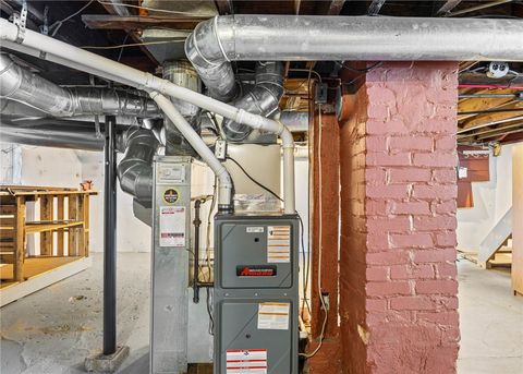 Tiny photo for 93 Kircher Park, Webster, NY 14580 (MLS # R1658691)