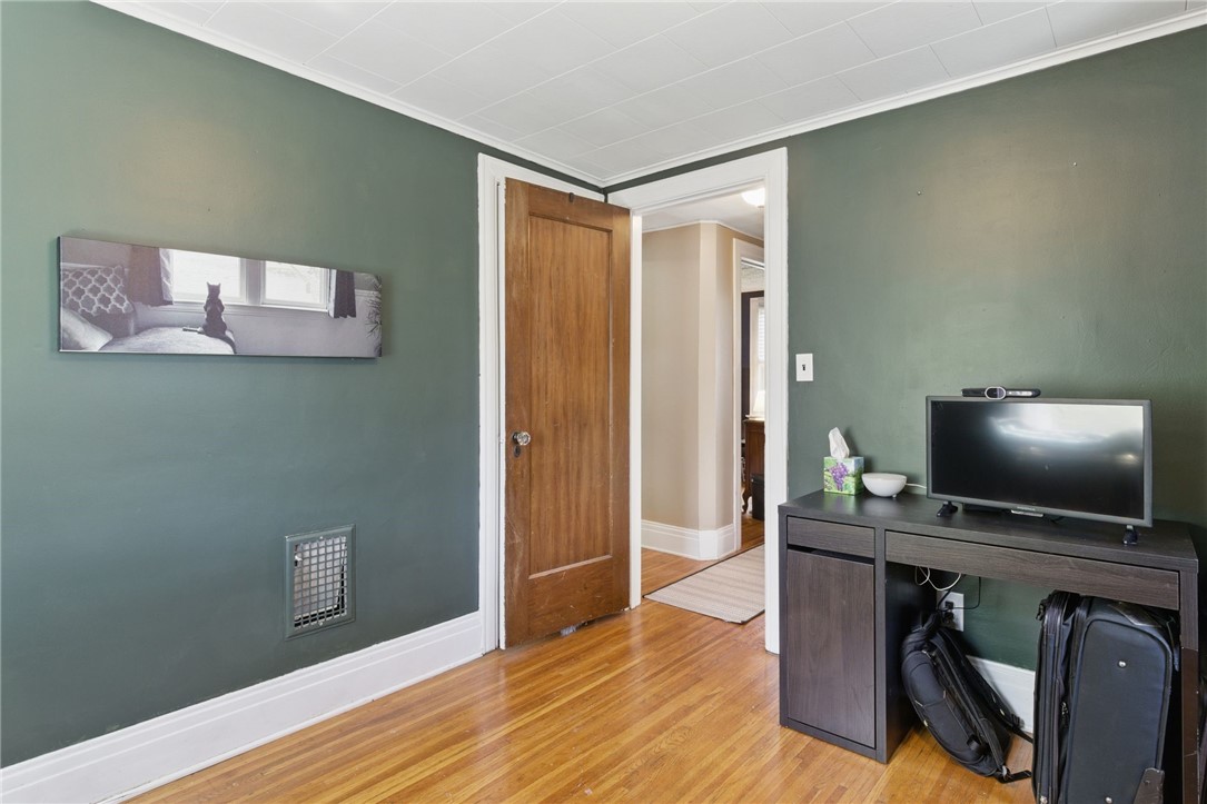 395 Laurelton Road, Irondequoit, New York image 18
