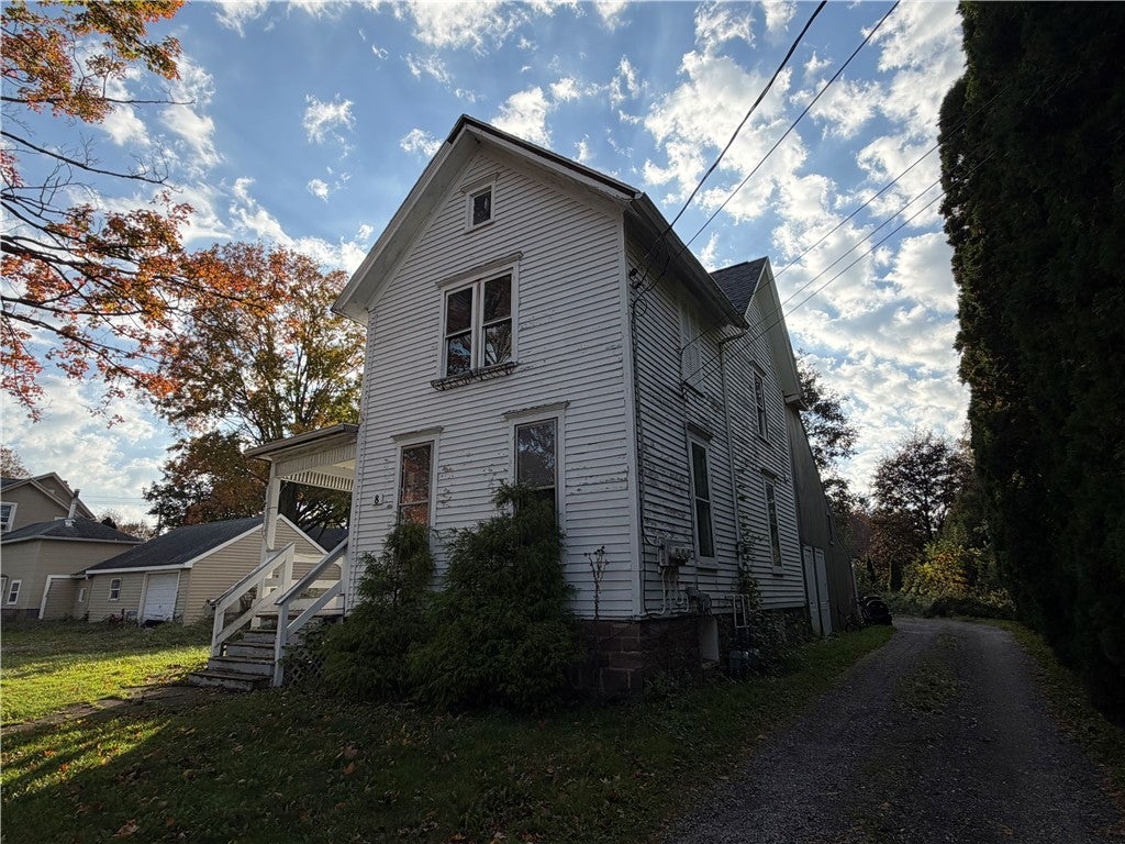 8 Orchard Street