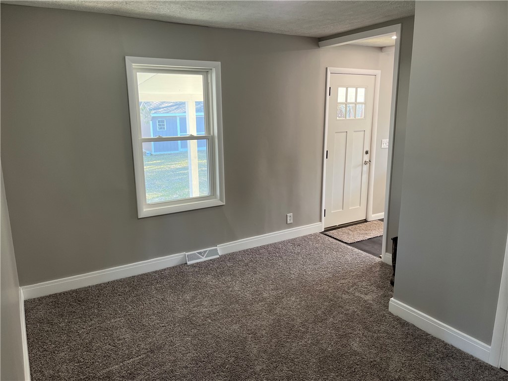 31 Evergreen Drive, Corning, New York image 14