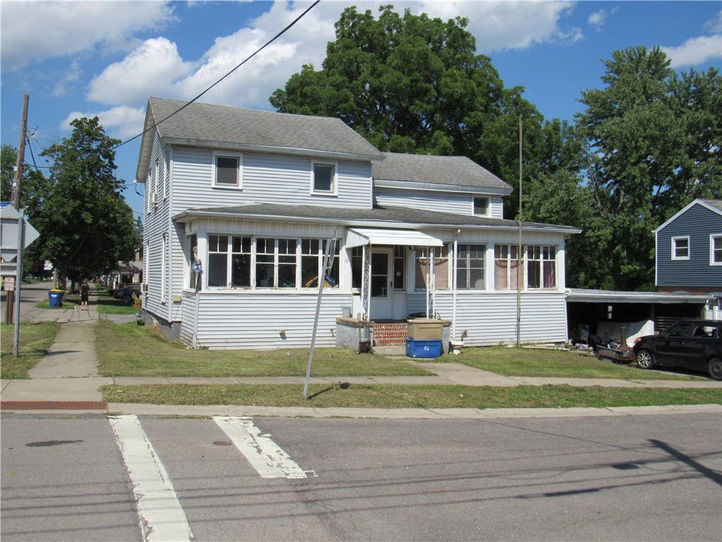 Photo of 31 Caroline Street, Galen, NY 14433 (MLS # R1704783)