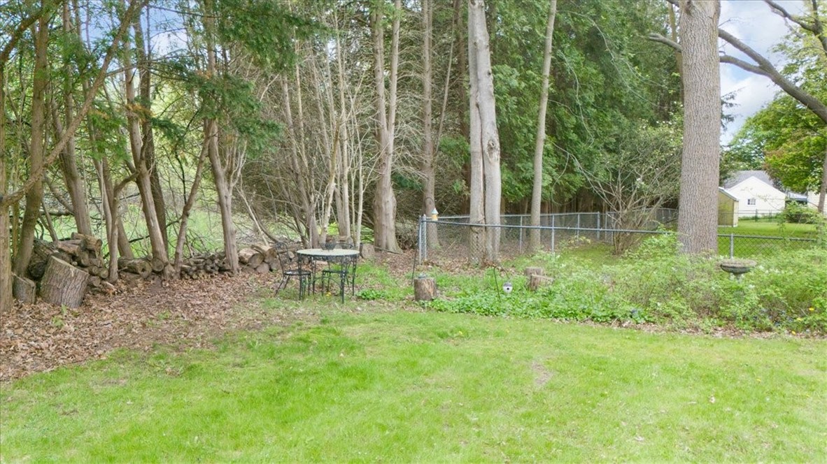 323 Embury Road, Penfield, New York image 46