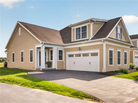 Condo For Sale - 212 Bretlyn Circle<br/> Brighton, NY 14618