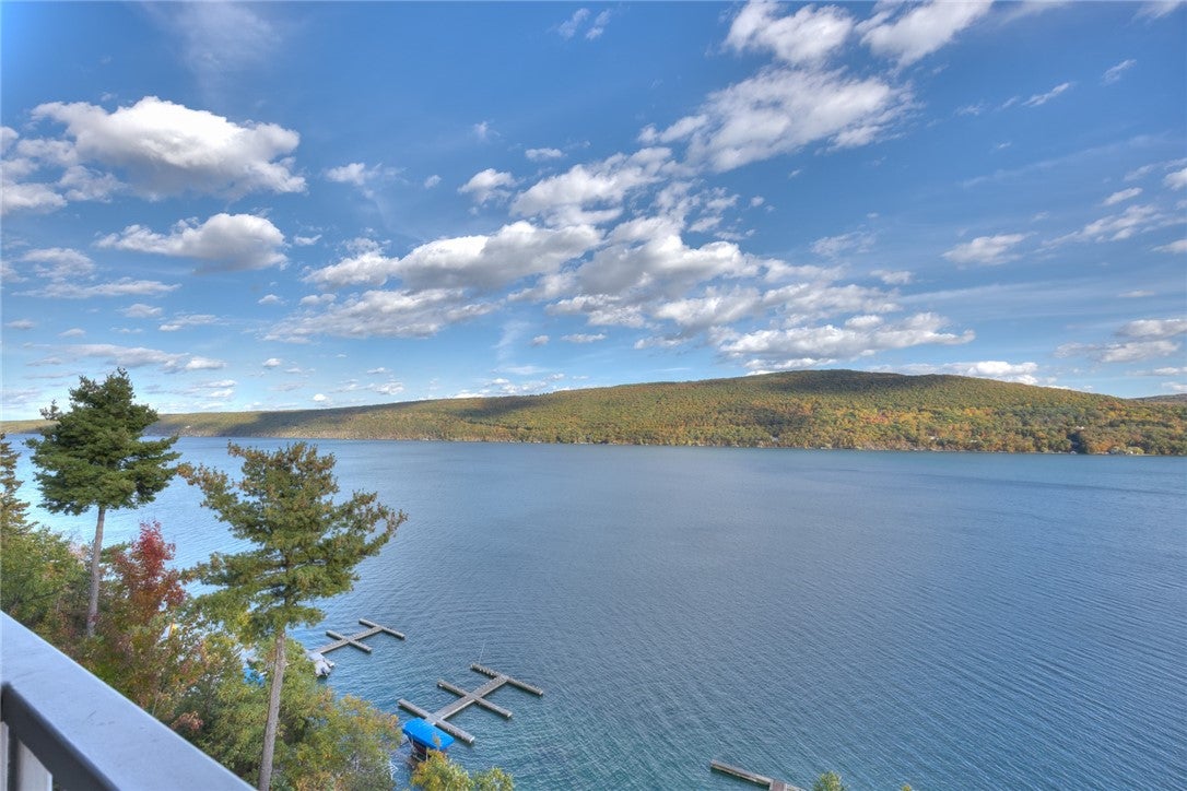 82 Cliffside Drive