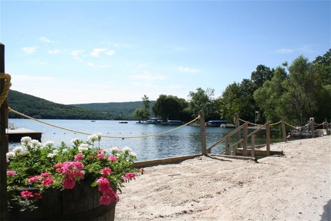 Tiny photo for 82 Cliffside Drive, South Bristol, NY 14424 (MLS # R1721035)