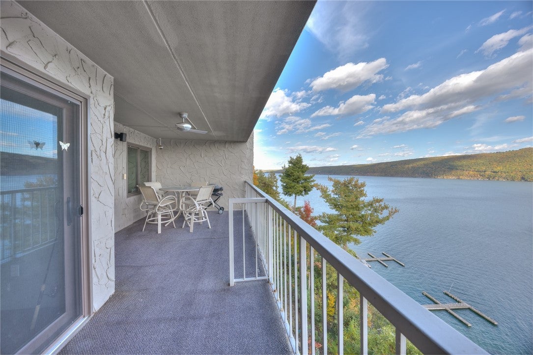 82 Cliffside Drive