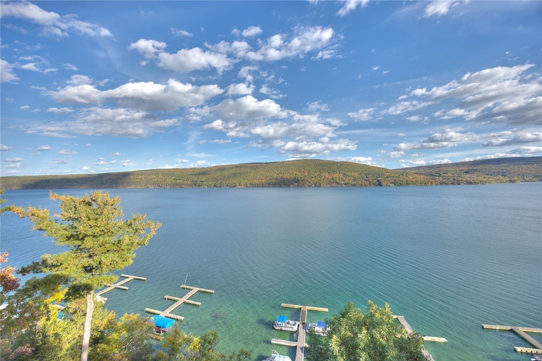 82 Cliffside Drive