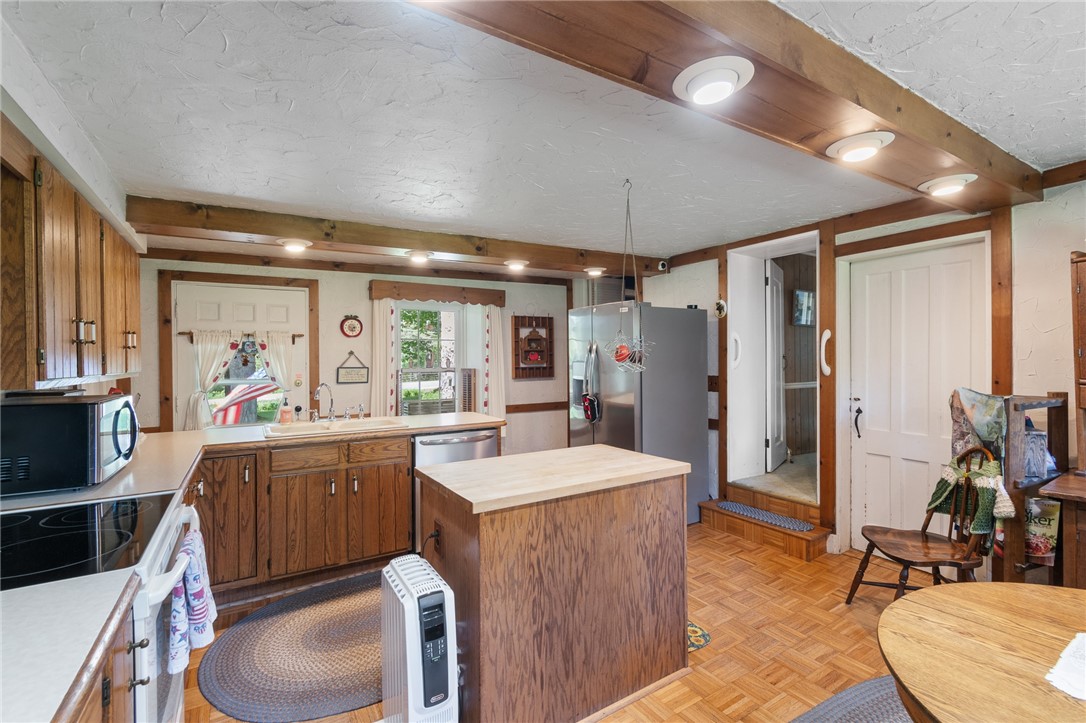 4482 Cory Corners Road, Marion, New York image 5