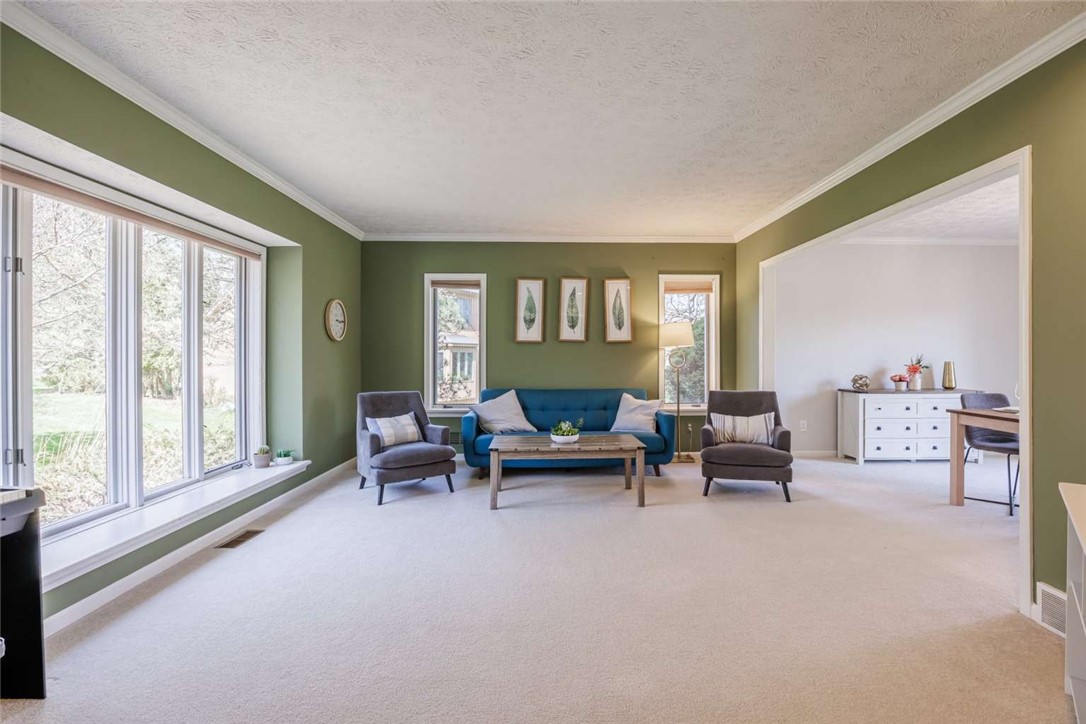 8 Hidden Springs Drive, Pittsford, New York image 11