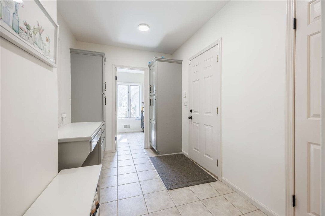 8 Hidden Springs Drive, Pittsford, New York image 16