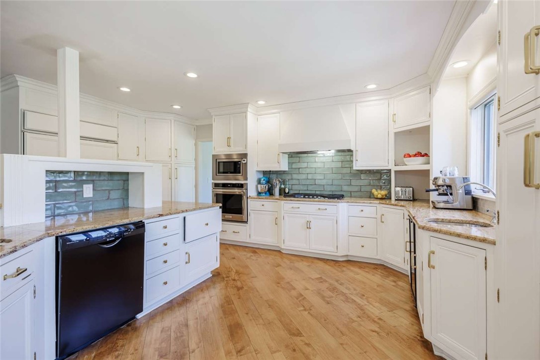 8 Hidden Springs Drive