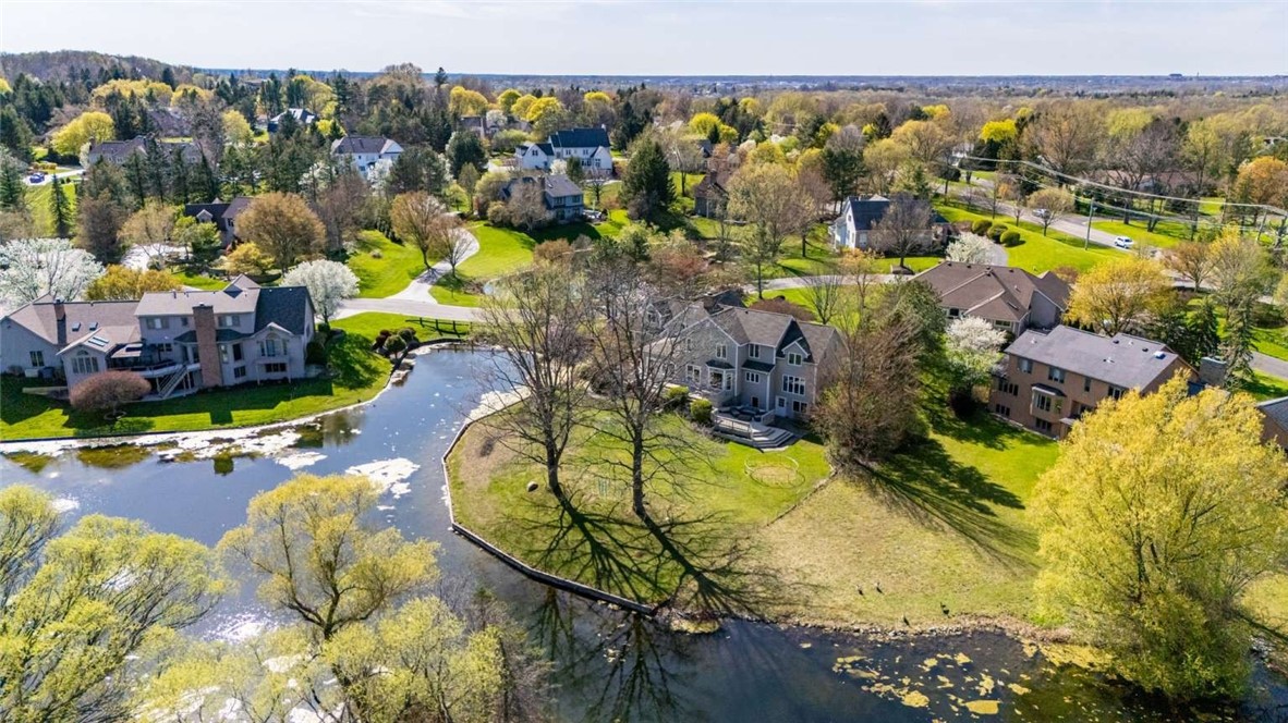 8 Hidden Springs Drive, Pittsford, New York image 38