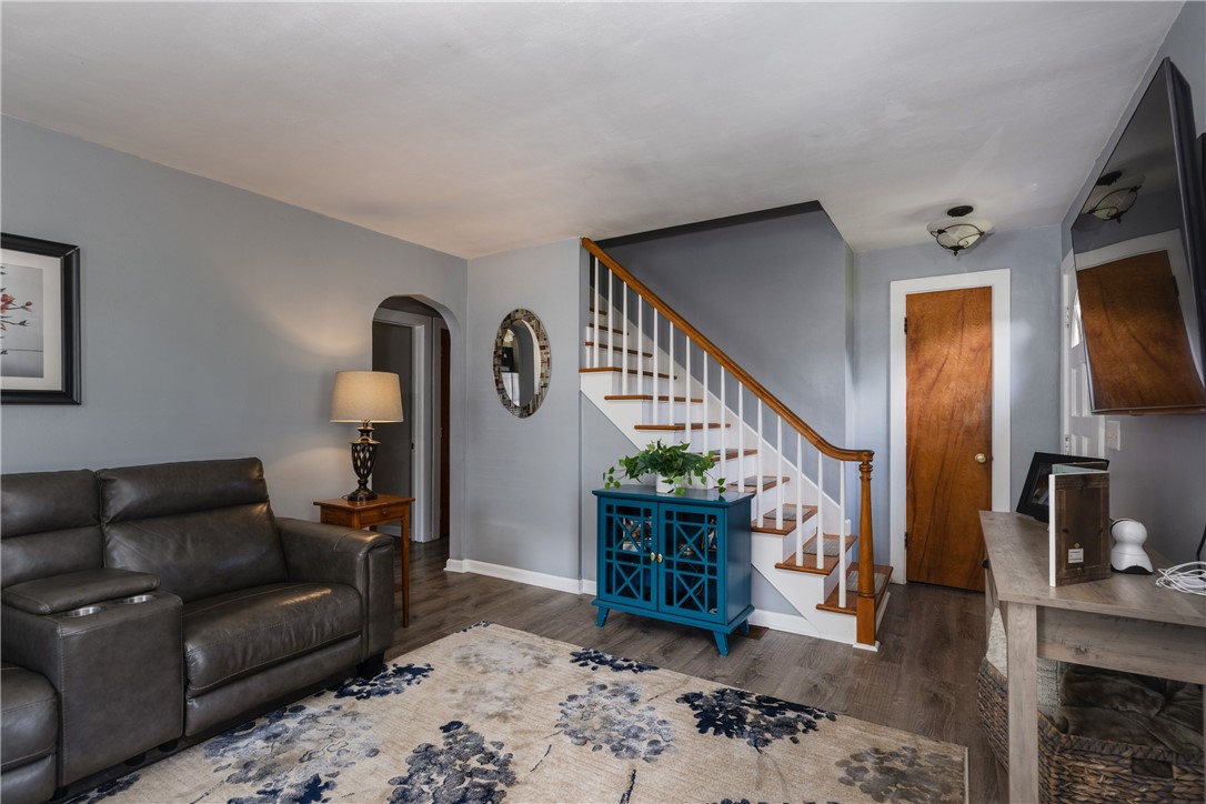 23 Middle Road, Horseheads, New York image 10