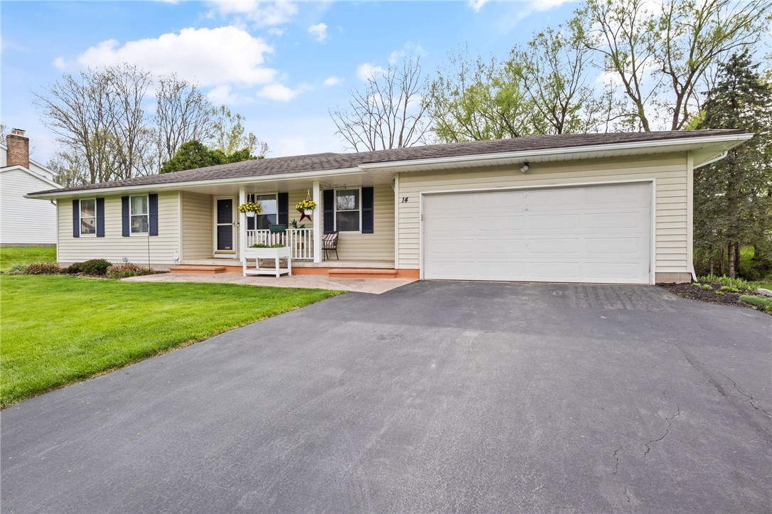 14 Pine Brook Circle, Penfield, New York image 2