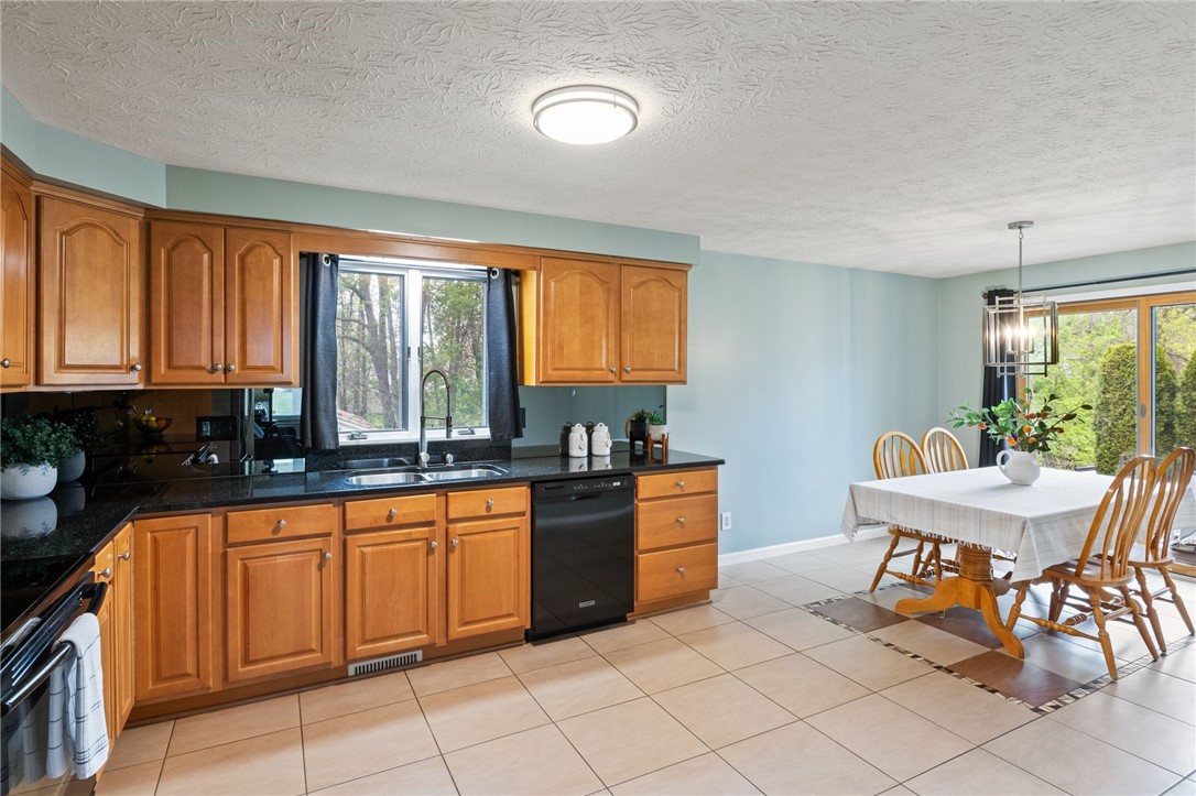 14 Pine Brook Circle, Penfield, New York image 11
