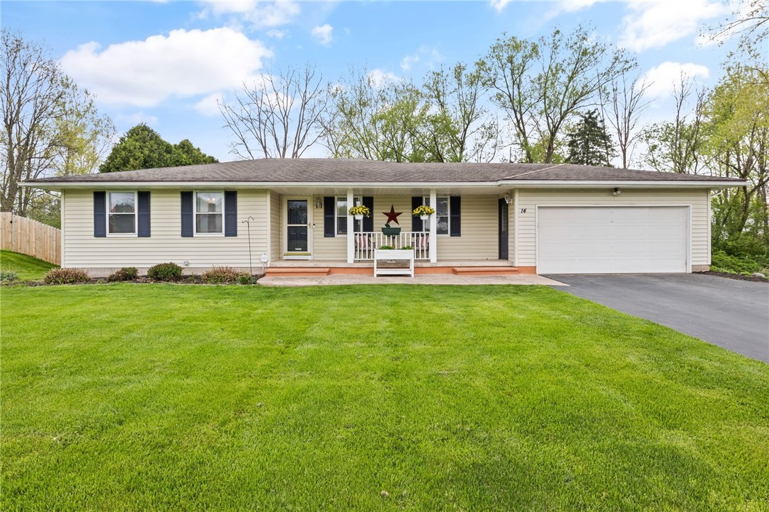 14 Pine Brook Circle, Penfield, New York image 1