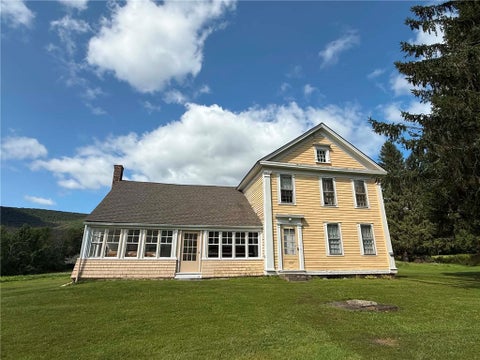 Homes For Sale - 605 Ferris Hill Road<br/> Delaware County, Roxbury, NY 12474