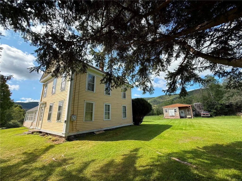 605 Ferris Hill Road