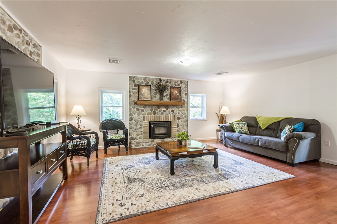 Search Properties 3 475 farrell road extension