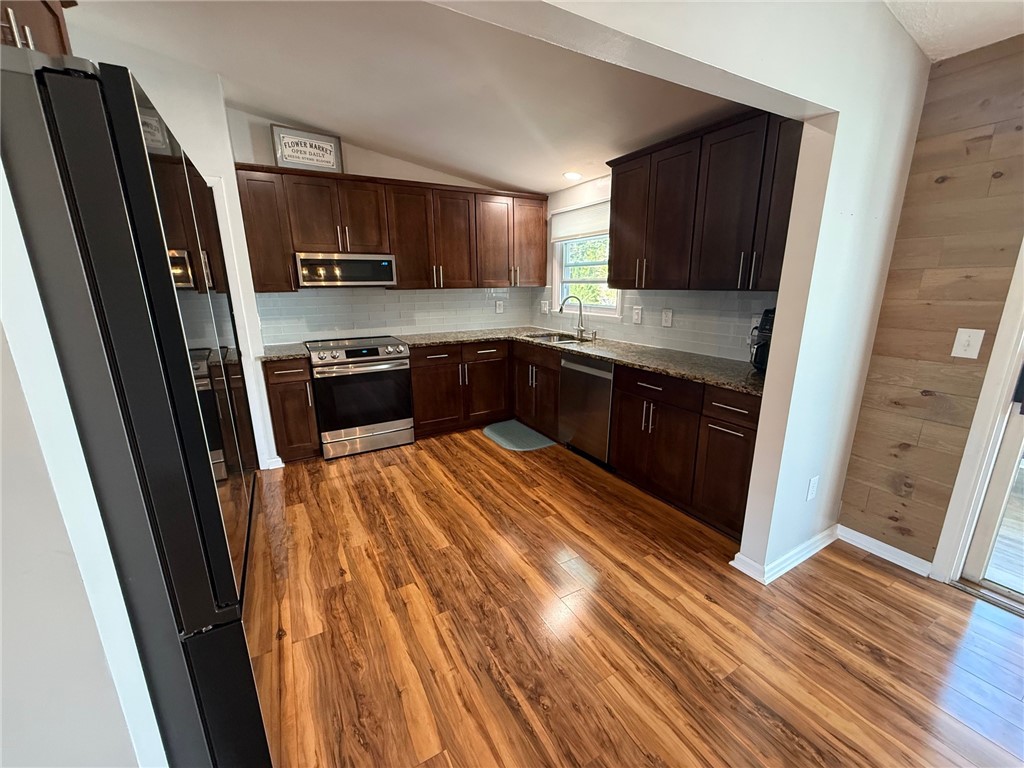 222 Larkins Crossing, Greece, New York image 8