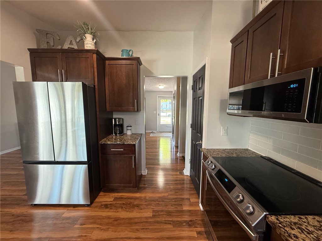 222 Larkins Crossing, Greece, New York image 10