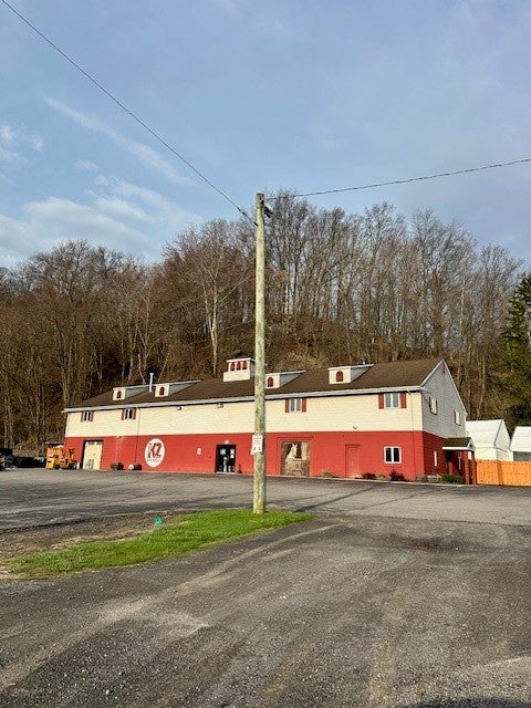 Photo of 1221 Empire Boulevard, Penfield, NY 14609 (MLS # R1676587)