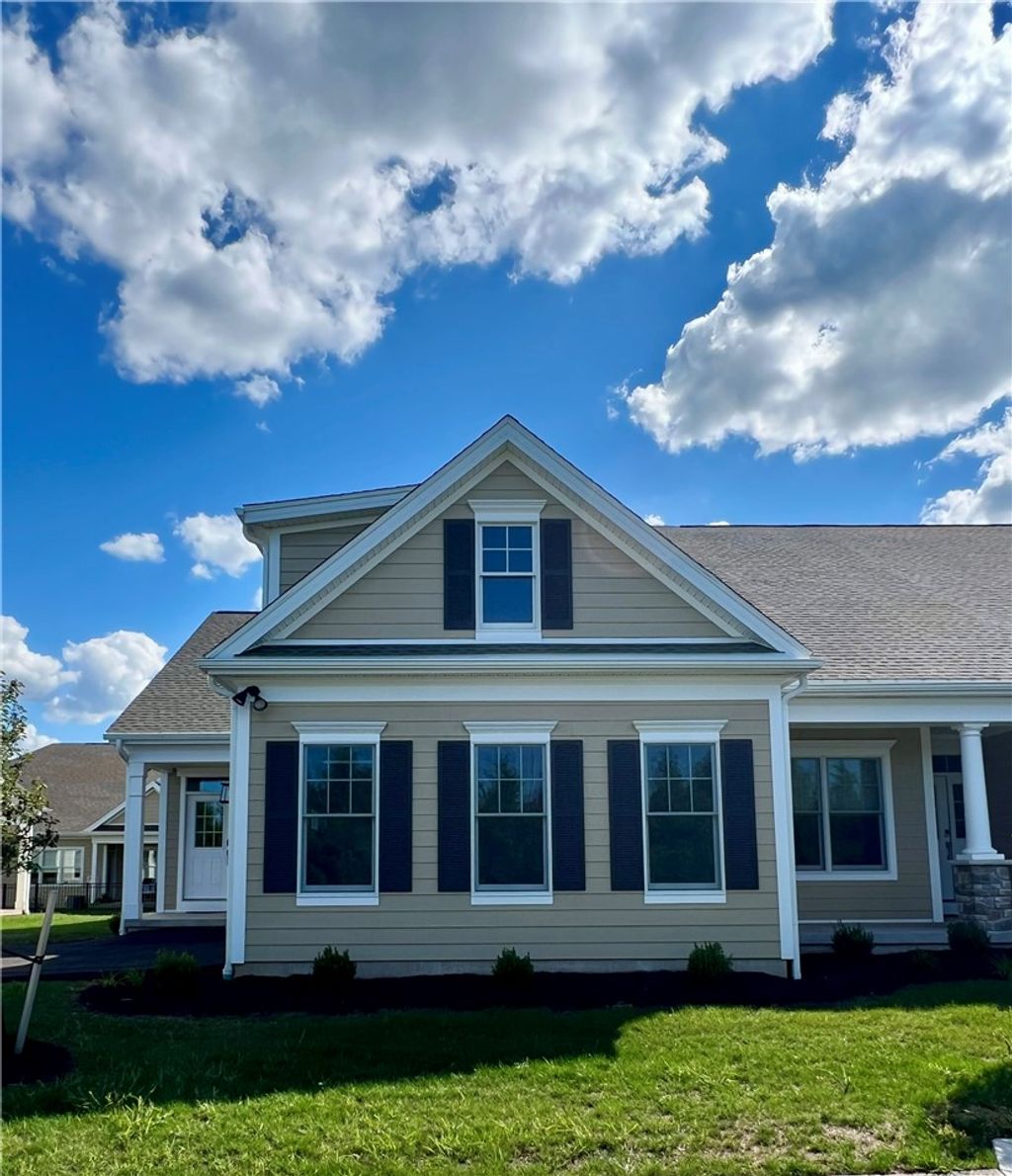 Photo of 251 Bretlyn Cir Cir, Brighton, NY 14618 (MLS # R1678125)