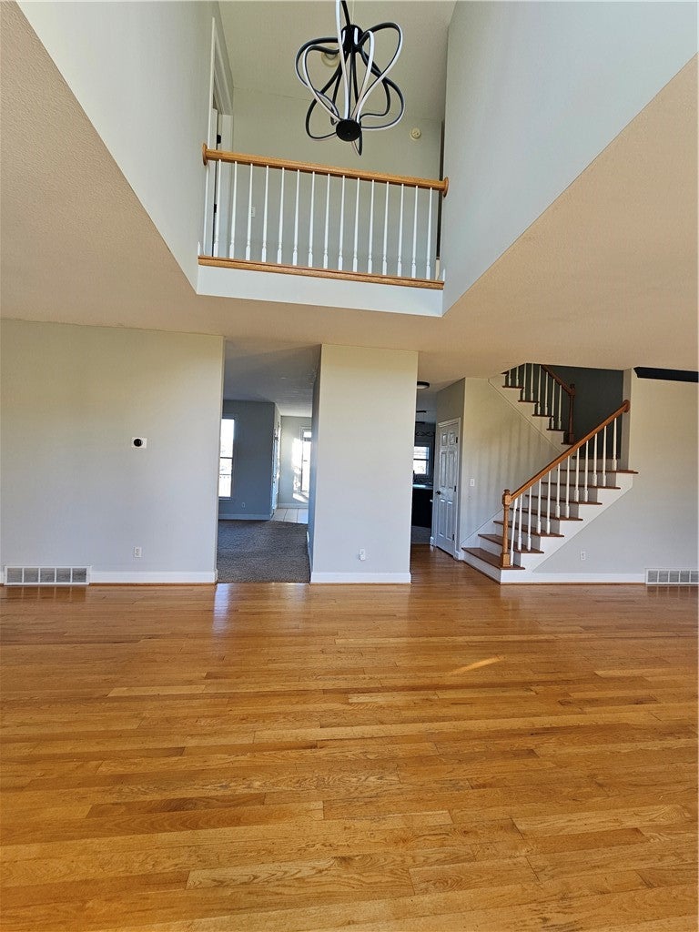 145 Barrington Road N