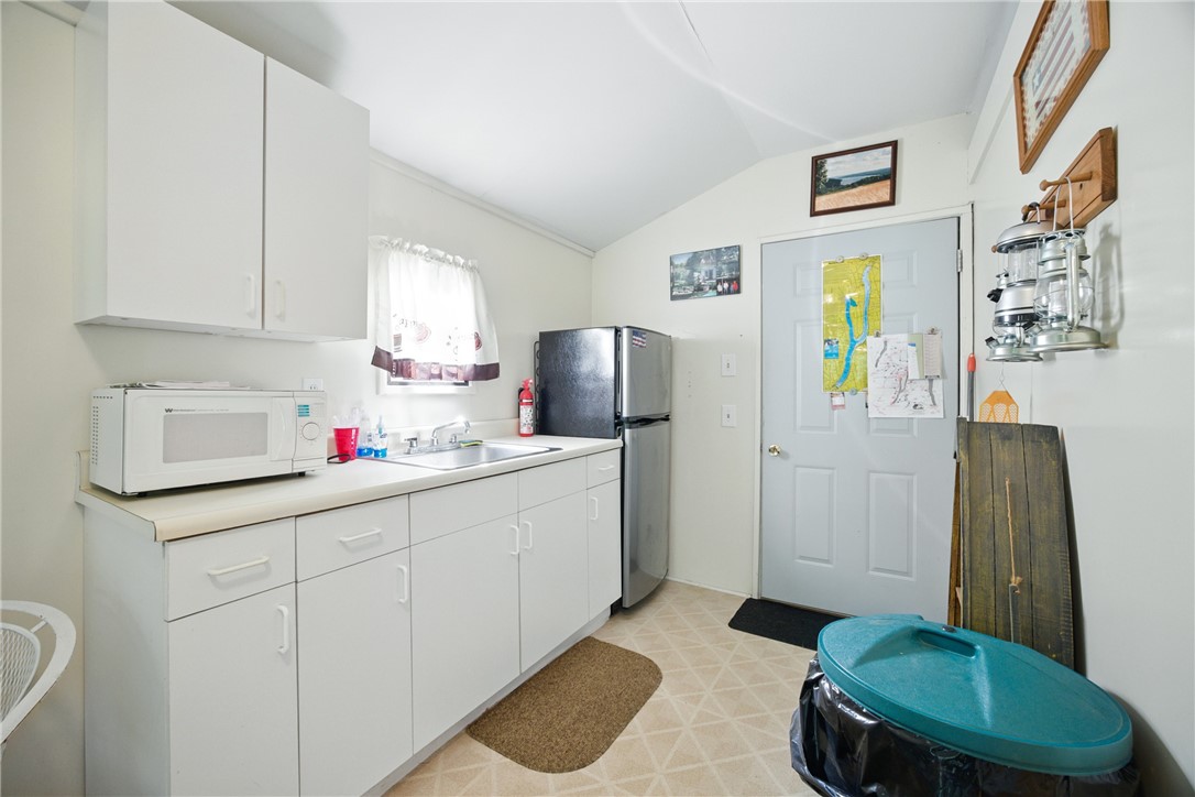 11522 Thornapple Hl, Pulteney, New York image 10