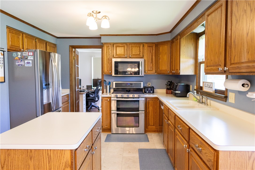 332 Northwood Drive, Greece, New York image 16