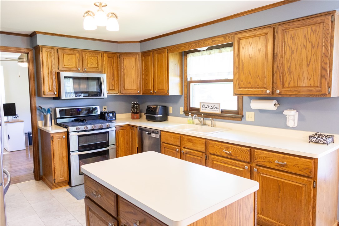 332 Northwood Drive, Greece, New York image 14