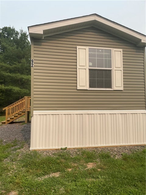 Mobile Home For Sale - 92 Third Street St<br/> Farmington, NY 14425