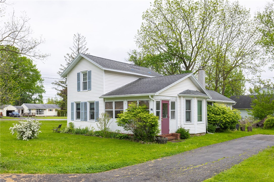 17 College Avenue, Greece, New York image 1
