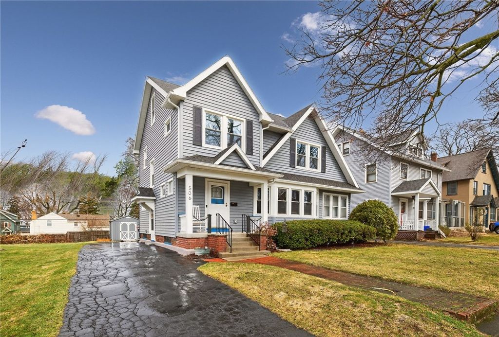 Photo of 506 Hurstbourne Road, Irondequoit, NY 14609 (MLS # R1665611)