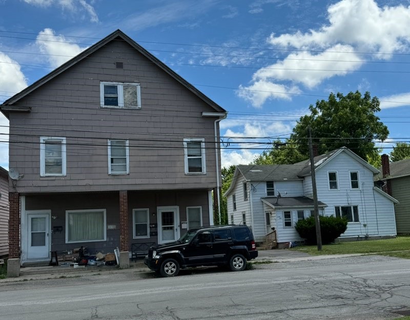 69 S Pearl Street, Oakfield, New York image 3