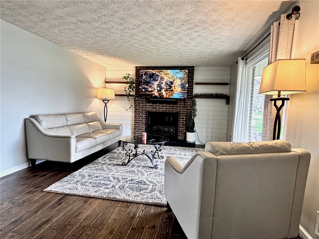 78 Bru Mar Drive