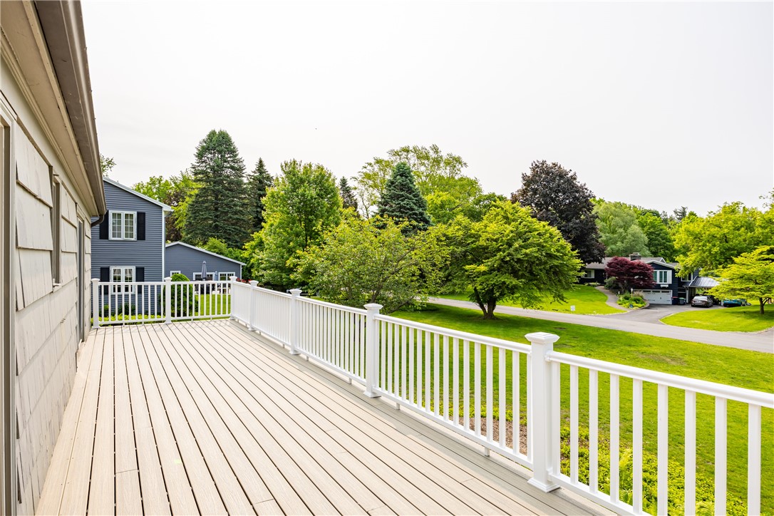 39 N Country Club Drive, Pittsford, New York image 30