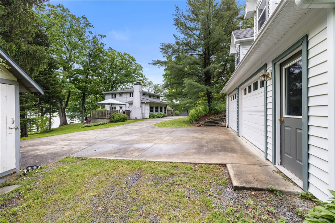 15205 W Lake Road, Pulteney, New York image 36