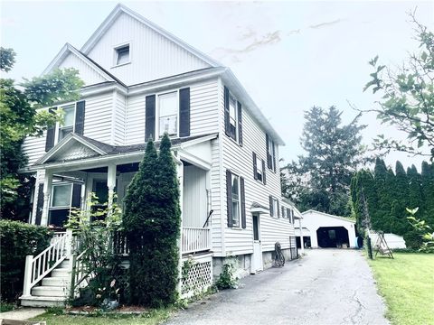 Photo of 457 N Seward Avenue, Auburn, NY 13021 (MLS # R1693331)