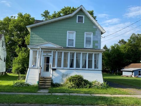 Homes For Sale - 40 Brown Avenue<br/> Chenango County, Norwich, NY 13815