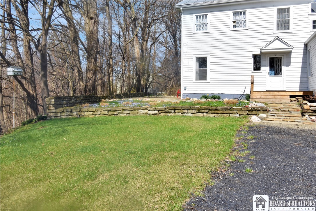 62 N Portage Street, Westfield, New York image 38