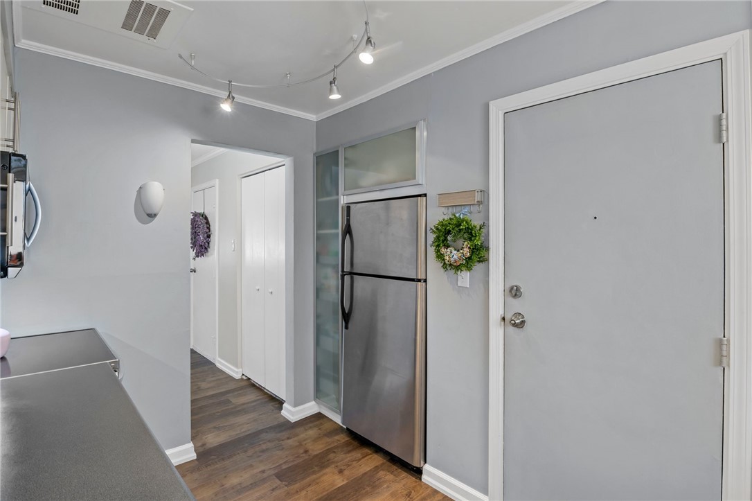 2450 East Avenue #B, Brighton, New York image 9