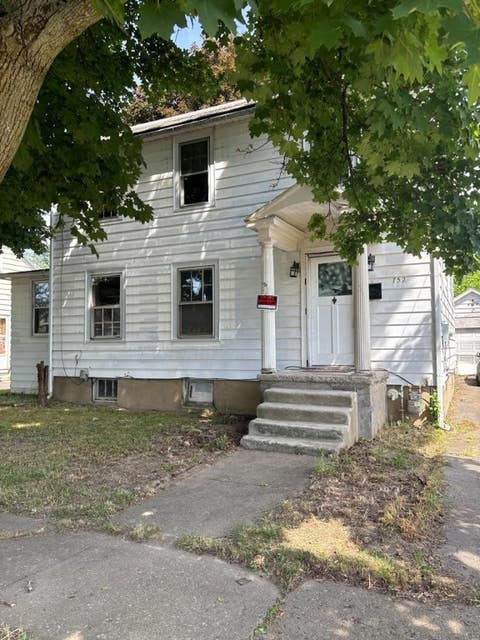 Photo for 752 Thompson Street