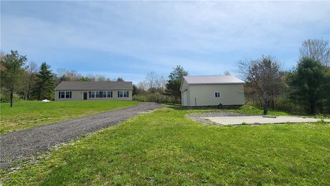 Homes For Sale - 185 Lawrence Rd<br/> Tioga County, Newark Valley, NY 13811