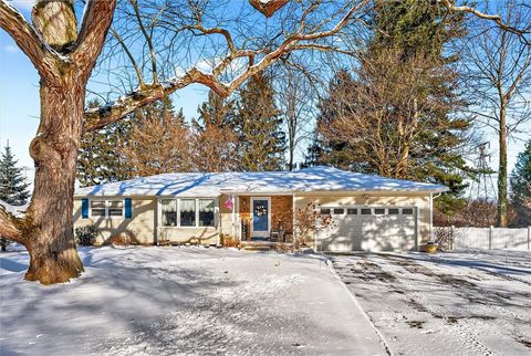 10 Margo Drive Fairport NY 14450