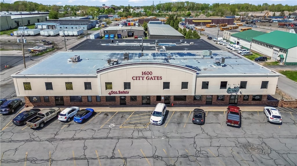 Photo of 1600 Lyell Ave, Unit 2C AVE, Rochester, NY 14606 (MLS # R1685139)