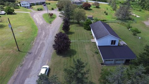 Photo of 110 Suncrest Terrace Road, Norwich, NY 13815 (MLS # R1628254)